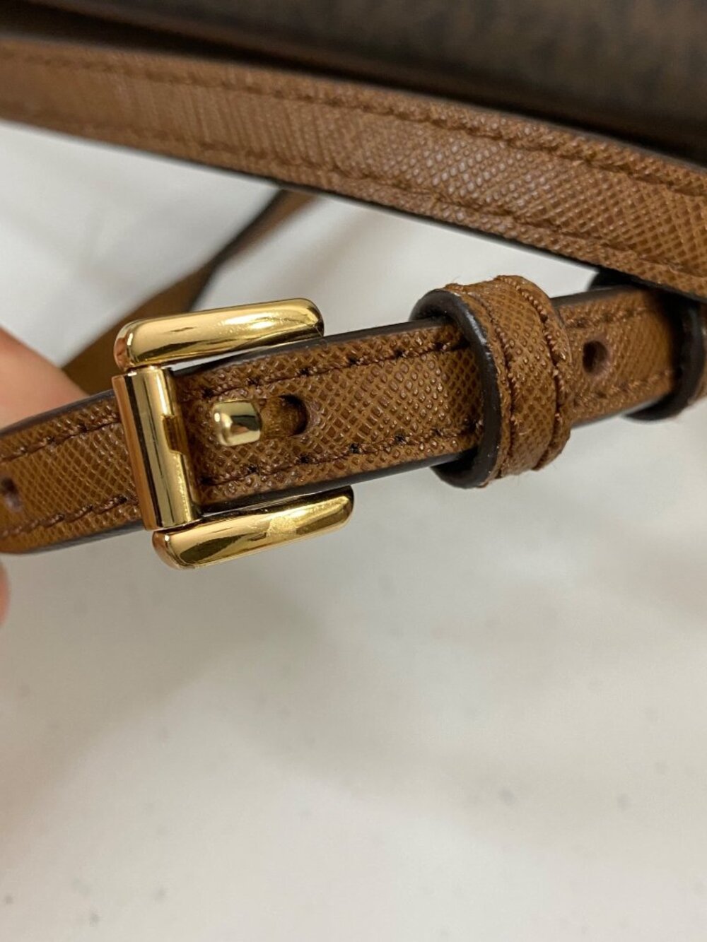 Michael Kors Crossbody Bag Brown Saffiano Leather Gold Chain Strap - Picture 6 of 12